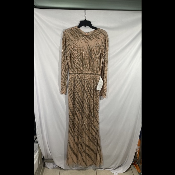 NEW Mac Duggal Beaded Long Sleeve Column‎ Gown in Mocha [SZ 6 ] - Picture 7 of 8